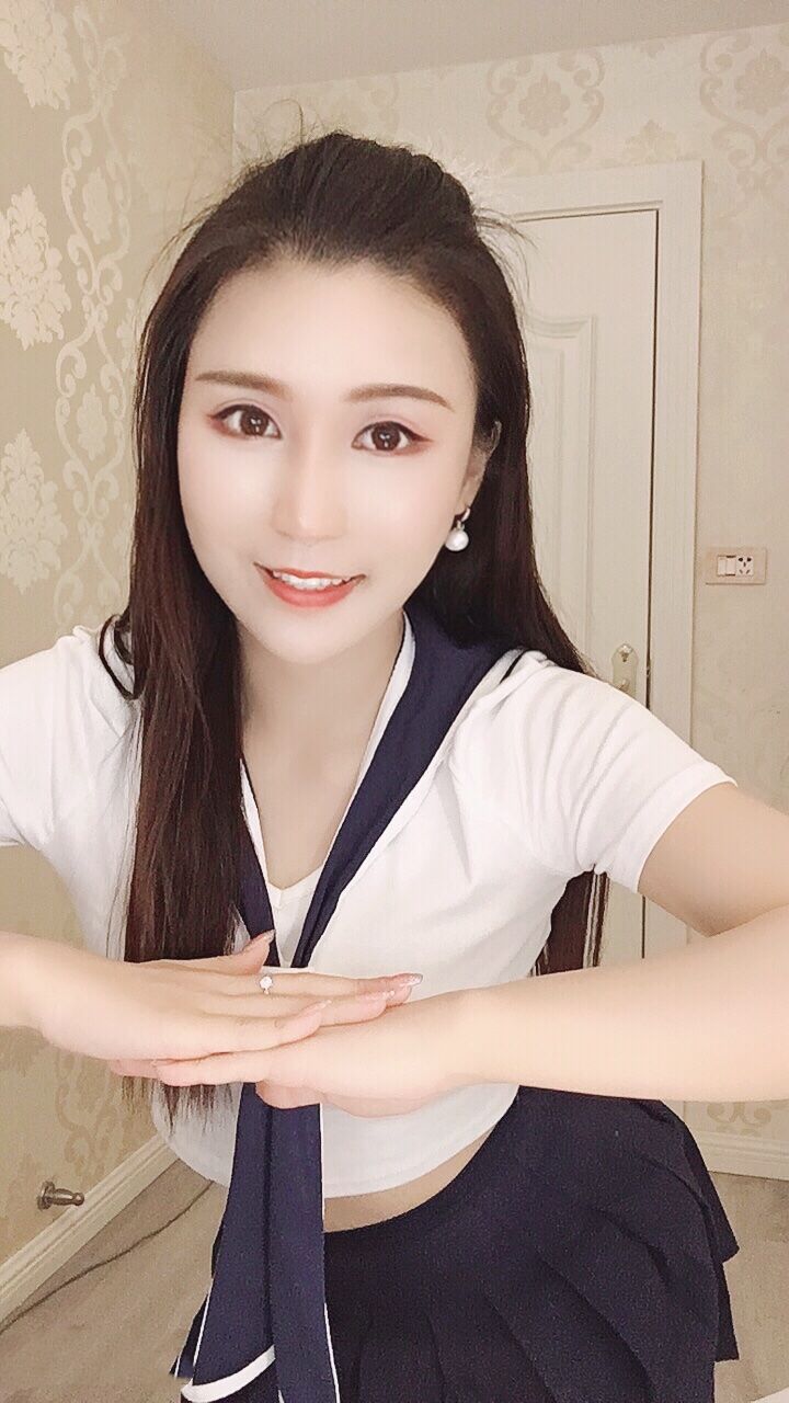 刚下水做的湖南妹，长得像薇娅，风情万种细腰大乳翘臀