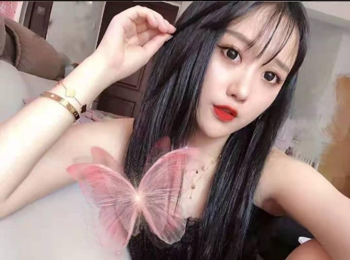 很主动Sao气一个女的