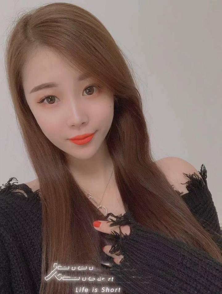 清纯可爱的妹纸！