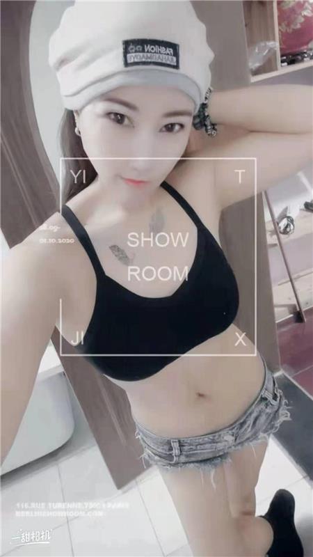 马连道小娜，纹身Sao货，提枪就是干